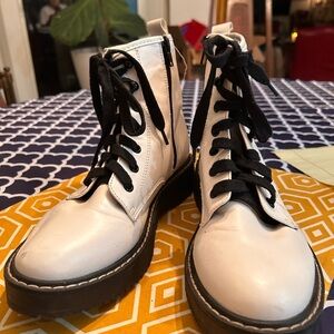 White combat boots. Women’s 8 1/2. Madden Girl.